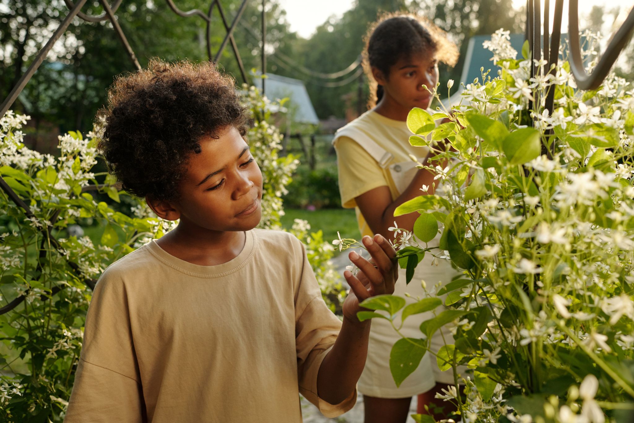 mindfulness activities for kids in the garden
