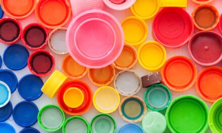 Craft Your Own Recycled Bottle Cap Snowmen! ☃️