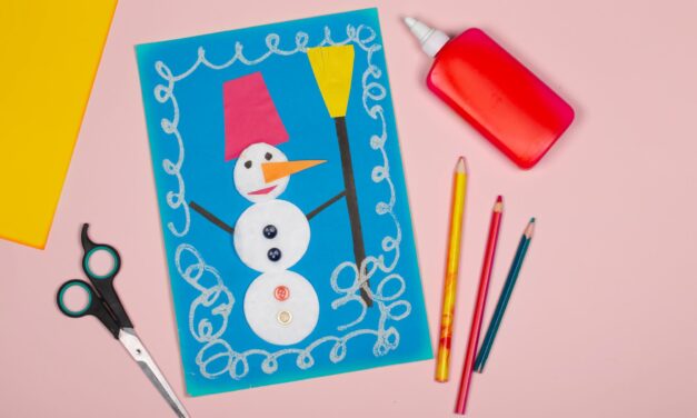 Create Your Own Cotton Pad Snowmen: A Winter Wonderland Craft