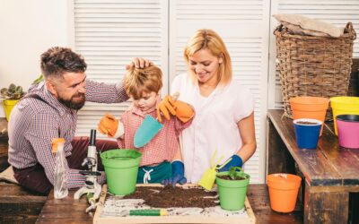Easy Composting Tips for Families: Turn Kitchen Scraps into Garden Gold! 🌿